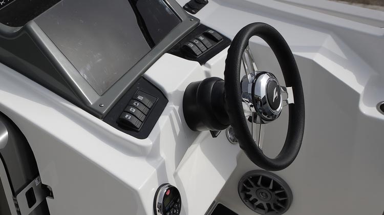 Tilt adjustable Karnic Deluxe steering wheel